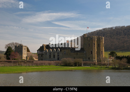 Die South Tower Stokesay Burg und der Pfarrkirche, Shropshire, England, UK Stockfoto