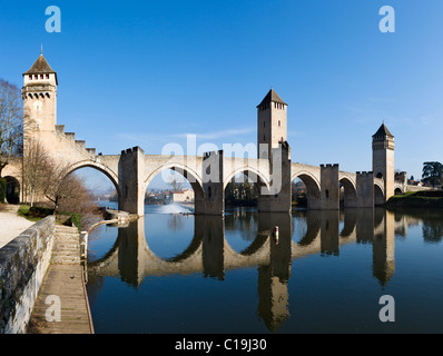 Die mittelalterliche Pont Valentre über den Fluss Lot, Cahors, dem Lot, Frankreich Stockfoto