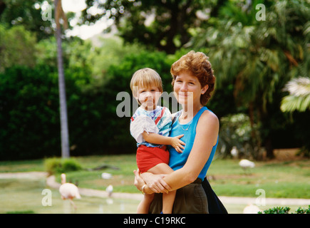 Mutter und Sohn, Hawaii Stockfoto