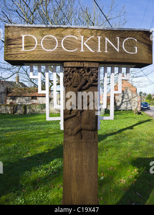 Ortsschild für Docking in Norfolk. Stockfoto