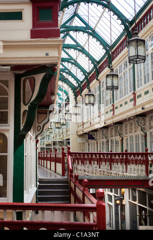 Das Cardiff Castle Arcade Stockfoto