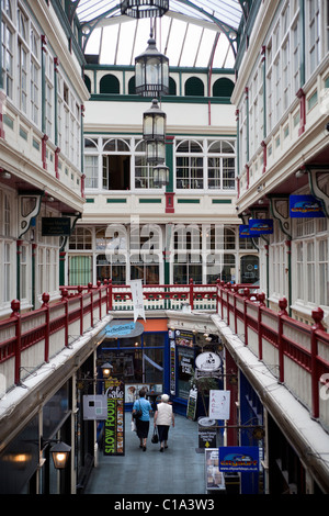 Das Cardiff Castle Arcade Stockfoto