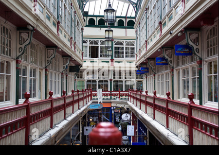 Das Cardiff Castle Arcade Stockfoto
