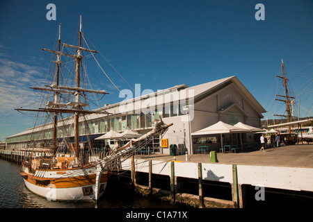 Der Lady Nelson festgemacht an Elizabeth St Pier, Hobart, Tasmanien Stockfoto