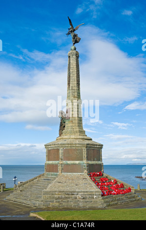 Kriegsdenkmal auf dem Gelände der Burgruinen Aberystwyth Ceredigion Cardiganshire Mid Wales UK Vereinigtes Königreich GB Großbritannien Stockfoto