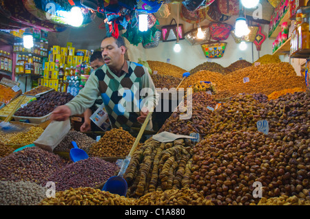 Nuss und Trockenobst stall in den Souks der Medina die Altstadt Marrakesch zentralen Marokko Afrika Stockfoto