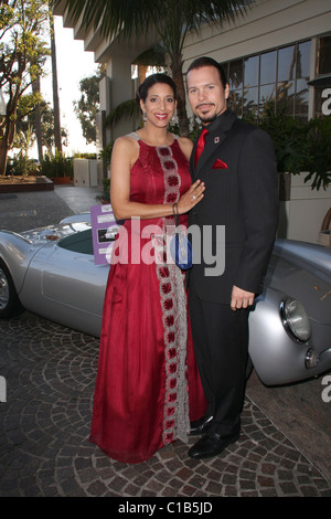 Christine Devine und Verlobte Sean Paul McNabb amerikanische Rote Kreuz von Santa Monica "Red Tie Affair" statt im Fairmont Miramar Stockfoto