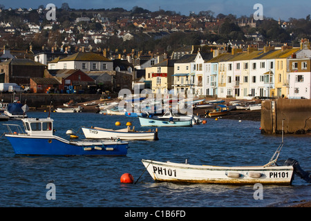 Fischerboote liegen im Hafen von Teignmouth Devon. Stockfoto