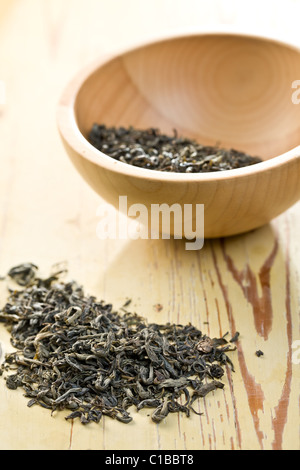 die trockenen Blätter von grünem Tee Stockfoto