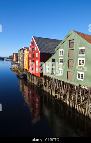 Malerischen alten Fischerei Lagerhäuser, Trondheim, Sor-Tröndelag, Norwegen Stockfoto