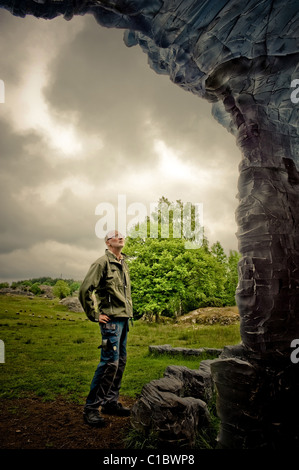Peter Lennby Kurator, zeitgenössische Skulpturen, Pilane Beerdigung Boden, Pilane, Westschweden, Schweden, Europa Stockfoto