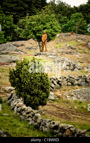 Zeitgenössische Skulpturen, Pilane Beerdigung Boden, Pilane, Westschweden, Schweden, Europa Stockfoto