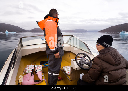 Mann und Frau Siegel Jäger, Süd-Grönland Stockfoto