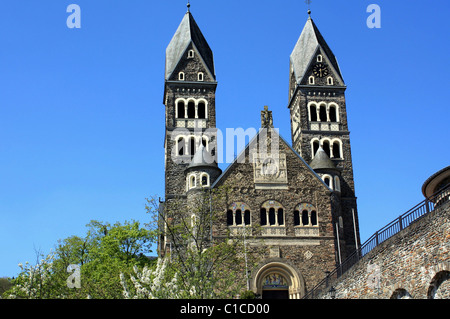 Die Pfarrkirche in Clervaux in Luxemburg in Europa Stockfoto