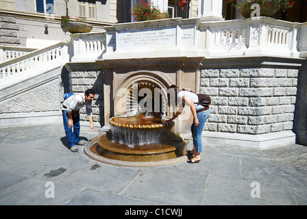 Acqui Terme, Platz der antiken Thermen, Details, Piemont, Italien. Stockfoto