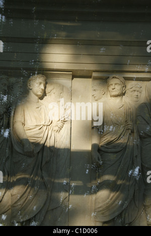 Detail der Ara Pacis Monument in Rom Stockfoto