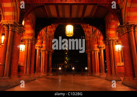 St. Pancras Railway Station neu renoviert Stockfoto