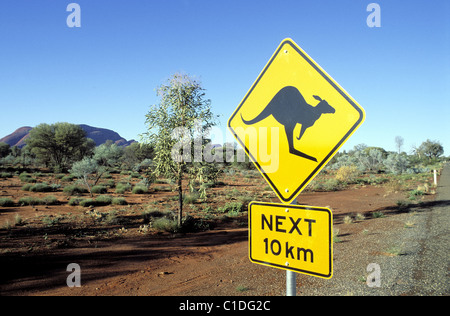 Australia Northern Territory Nationalpark Uluru-Kata Tjuta Ayers Rock oder Uluru Weltkulturerbe von UNESCO-Verkehrszeichen Stockfoto