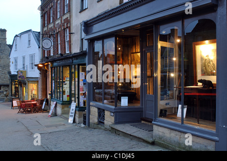 High Street, Burford, Oxfordshire, England, Vereinigtes Königreich Stockfoto