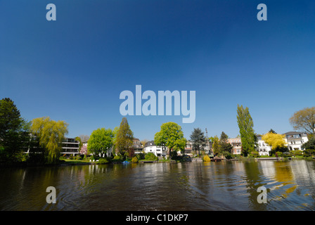 Villen am Rondeelteich in Winterhude, Hamburg, Deutschland, Europa Stockfoto