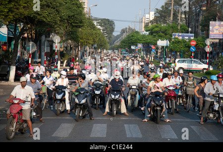 Motorradverkehr In Saigon Stockfoto