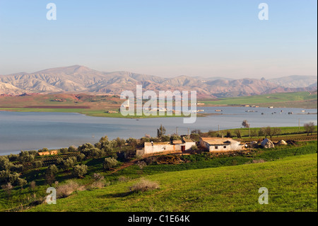 Die Landschaft rund um Sidi Chahed Stausee in der Nähe von Fès, Marokko Stockfoto