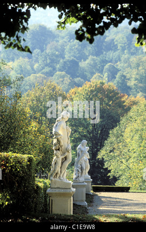 Frankreich, Val d ' Oise, französischen Vexin regionalen Naturpark, Villarceaux Eigenschaft Statuen in den Gärten Stockfoto