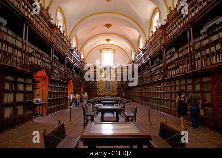 Die Biblioteca Palafoxiana Bibliothek in der Stadt Puebla, Mexiko. Stockfoto