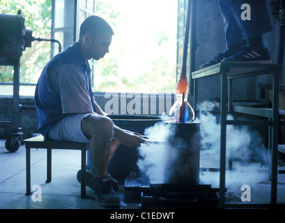 Italien, Veneto, Murano, Glasmacher, Carlo Moretti, weht Stockfoto