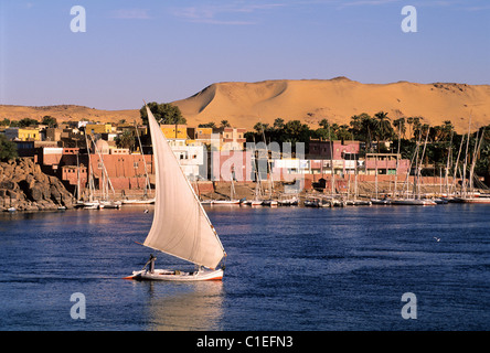 Ägypten, Nil Tal, Assuan, Feluken vor Insel Elephantine Stockfoto