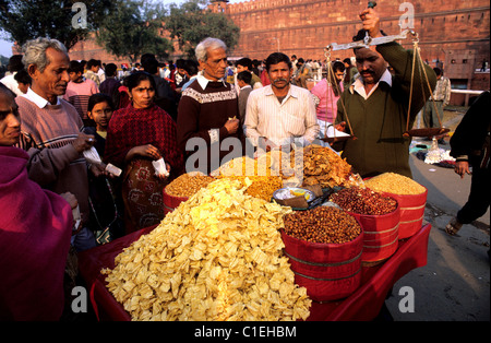 Indien, Delhi, Old Delhi Markt vor das Rote Fort (Lal Qila) von der UNESCO als Welterbe gelistet Stockfoto