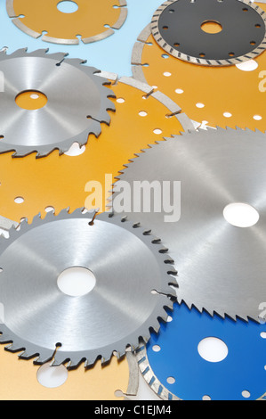 Sammlung von Kreissägeblättern Stockfoto