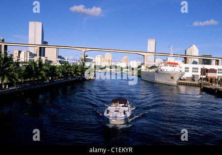 USA, Florida, die Innenstadt von Miami und Miami River Stockfoto