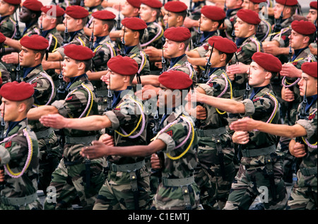 Frankreich, Paris, 14. Juli parade (Nationalfeiertag), Fallschirmjäger-regiment Stockfoto