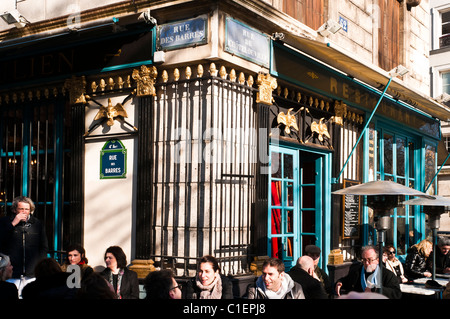 Frühling in Paris, Le Marais Viertel, Frankreich. Stockfoto