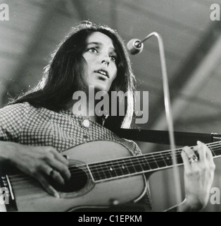 JOAN BAEZ - US-Folk-Sängerin über 1964 Stockfoto