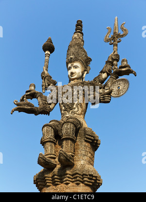 Hindu-Statue in der Sala Kaew Ku Sculpture Park in Nong Khai, Thailand Stockfoto