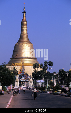 Myanmar (Burma), Pegu (Bago), Shwemawdaw Pagode Stockfoto