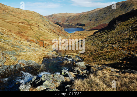 Haweswater und Mardale vom Nan Bield Pass in den Lake District National Park, Cumbria. Stockfoto