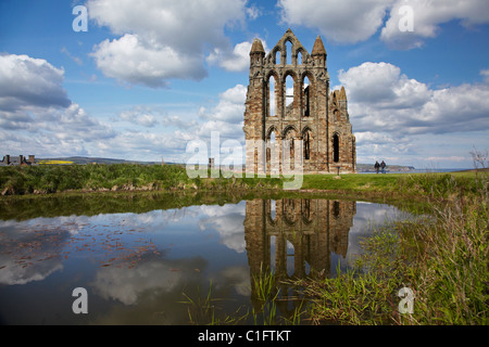 Whitby Abbey Ruinen (ca. 1220), Whitby, North Yorkshire, England, Vereinigtes Königreich Stockfoto