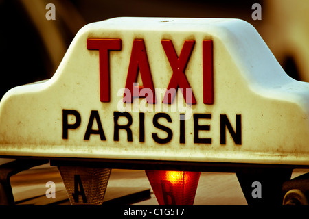 Taxischild. Paris, Frankreich. Stockfoto