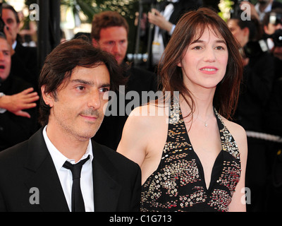 Yvan Attal und Charlotte Gainsbourg 2009 Cannes International Film Festival - Tag 12 - "Coco Chanel & Igor Strawinsky"- Stockfoto