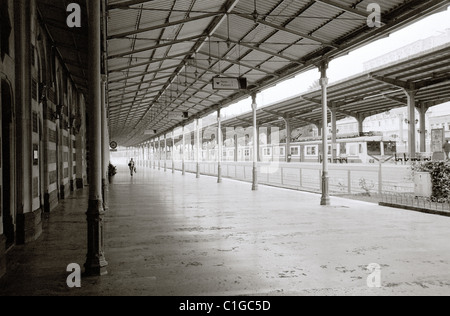 Bahnhof Sirkeci Bahnhof in Eminönü Istanbul in der Türkei Naher Osten Asien. Orient Express Geschichte Historisches Eskapismus Wanderlust Transport Reisen Stockfoto