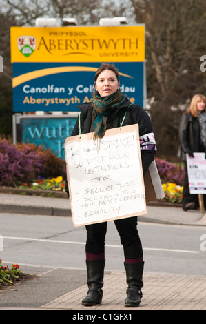 Aberystwyth Universitätsdozenten streiken 18. März 2011 aus Protest gegen geplante Kürzungen bei ihrer Rentenansprüche, UK Stockfoto