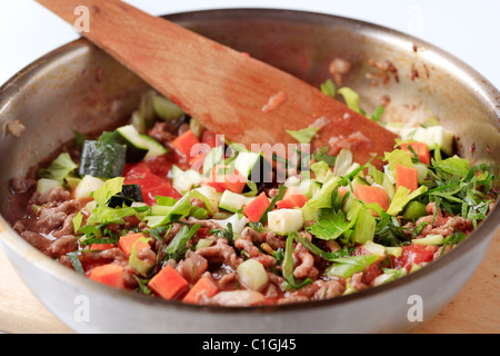 Zubereitung von Fleisch basierte Pasta-Sauce - detail Stockfoto