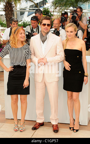 Brad Pitt, Diane Kruger und Melanie Laurent 2009 Cannes International Film Festival - Tag 8 "Inglourious Basterds" - Fototermin Stockfoto