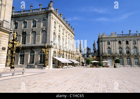Frankreich, Meurthe et Moselle, Nancy, Place Stanislas und die Kathedrale im Hintergrund Stockfoto