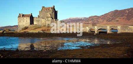 Eilean Donan Castle in Dornie am Loch Duich in der Nähe von Kyle of Lochalsh Wester Ross Schottland UK Stockfoto