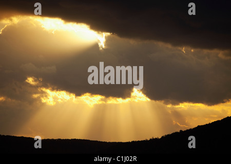 Sonne und Wolken Stockfoto