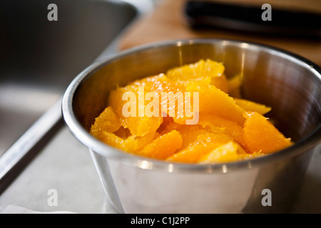 Schale von Orangen Stockfoto